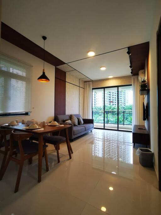 Peaceful Forestcity Ataraxia Gelang Patah