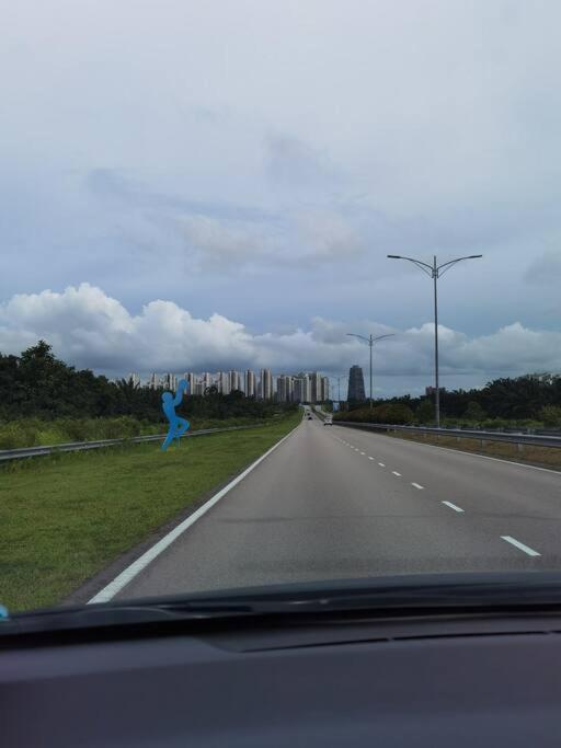 Peaceful Forestcity Ataraxia Gelang Patah